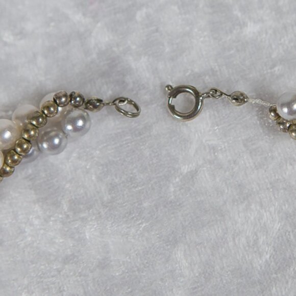 VINTAGE Twisted Triple Strand Tri-Coloured Faux Pearl Necklace - Picture 5 of 5